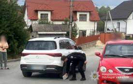 У Теребовлі водійка «Мерседеса» наїхала на 42-річну жінку
