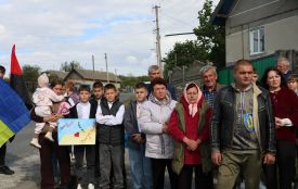 На цю мить чекало все село: після російського полону додому повернувся Сергій Єднак з Бучацької громади