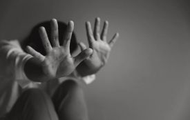 На Тернопільщині до чоловіка, якого двічі судили за побиття дружини, знову викликали поліцію