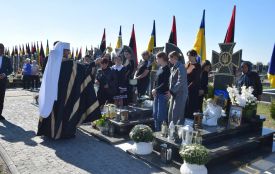 Глава УГКЦ Блаженніший Святослав освятив у Чорткові пам’ятні знаки загиблих воїнів