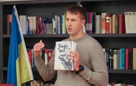 У Тернополі презентують книгу колишнього військовополоненого Олексія Анулі «Jingle bellZ»