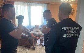 Землю вартістю понад 1,5 млн грн незаконно передали у приватну власність: судитимуть двох чиновників