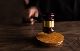 На Тернопільщині пенсіонер викрав рюкзак із місця аварії: що вирішив суд