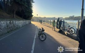 Біля Ставу водій збив дитину на велосипедній доріжці. Його розшукують