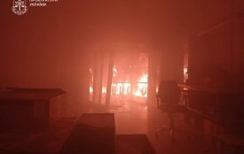 Пошкоджені цехи та пожежа: правоохоронці розслідують воєнний злочин після атаки на Чортків