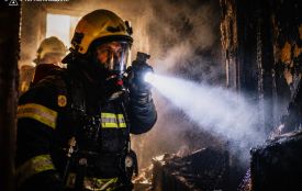 Загинув чоловік внаслідок пожежі у Збаражі: рятувальники вивели з вогню трьох дітей