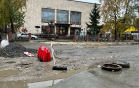 На Медовій перерили дорогу: що саме там роблять і коли відновлять рух транспорту