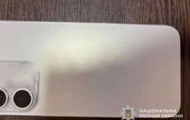 Тернополянину загрожує до 8 років тюрми за крадіжку мобільного в працівниці магазину