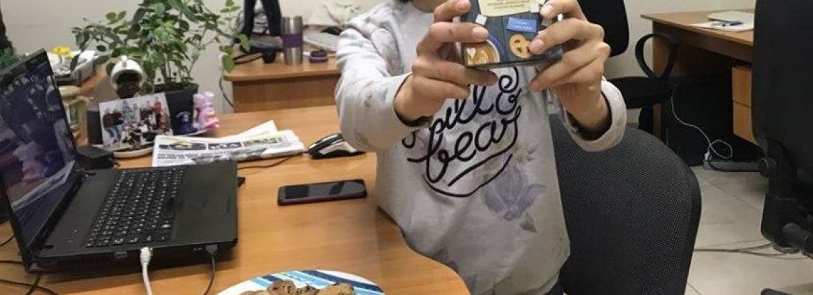 "Пів життя чай п'ю без цукру": чому варто відмовитись від солодкого і чим його замінити