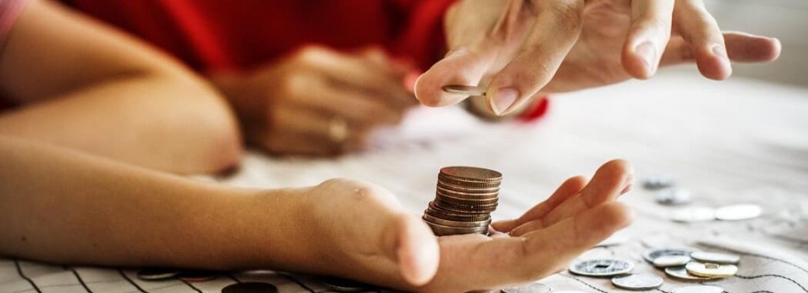 В Україні з'явилась нова монета номіналом 5 гривень. Як вона виглядає (ФОТО)
