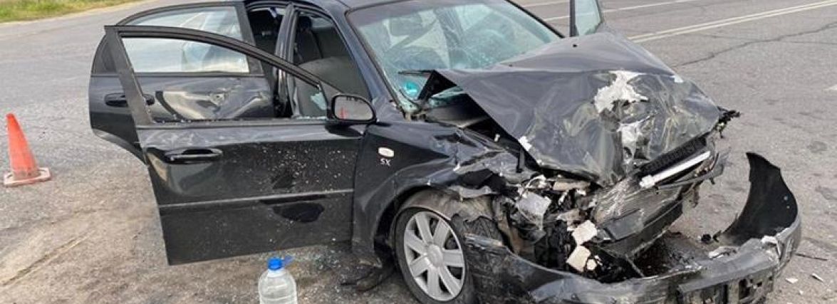 ДТП на Збаражчині: водій-порушник залишив автомобіль та пішов у невідомому напрямку. Його розшукує поліція