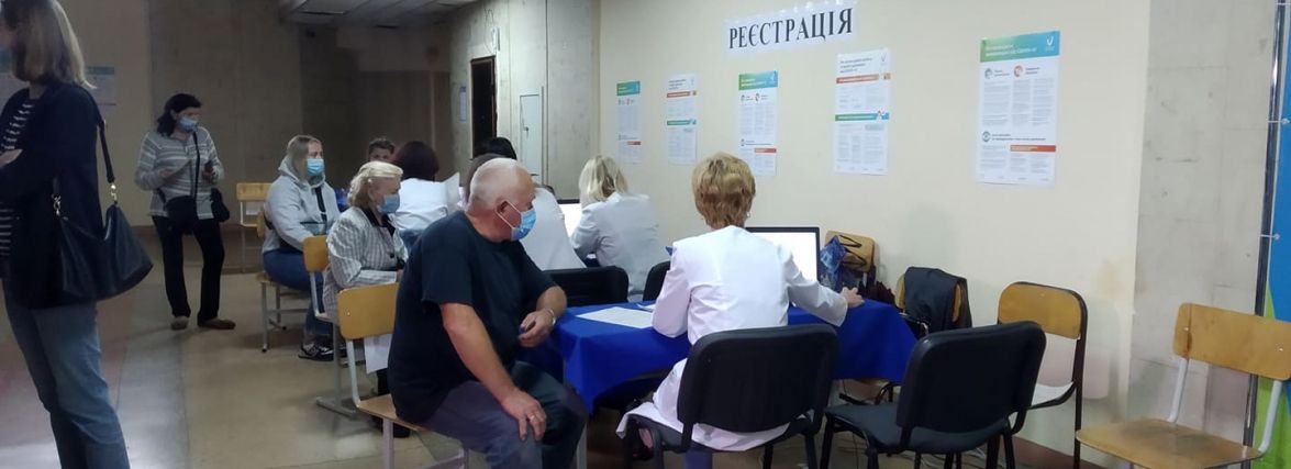 На Тернопільщині є перші дози вакцини Moderna і чекають 100-тисячного вакцинованого