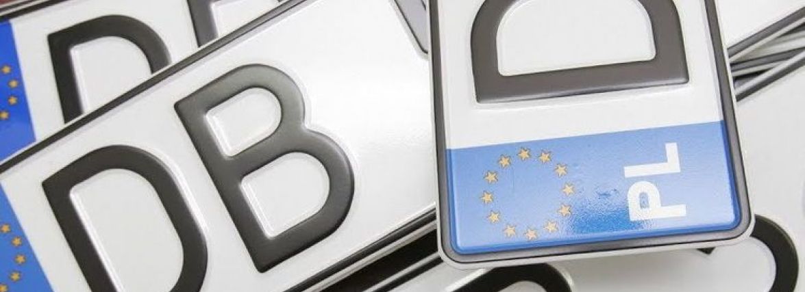 "Максимально просто і без жодної корупції": українці зможуть розмитнювати авто через Дію