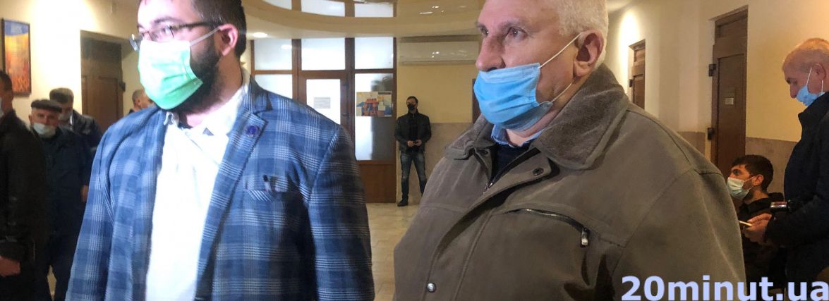 Потягли пенсіонерів до суду, потріпали нерви, а самі чиновники не прийшли