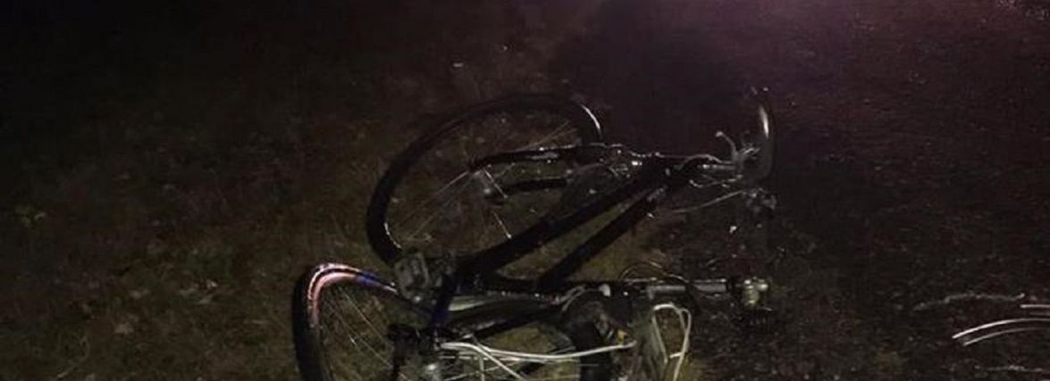 Неподалік Зборова водій на Mazda збив велосипедиста. Потерпілий помер до приїзду швидкої