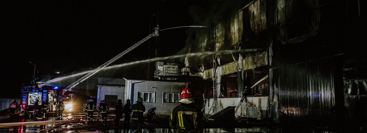 Масштабну пожежу біля Тернополя ліквідовували майже сім годин (ФОТО. ВІДЕО)