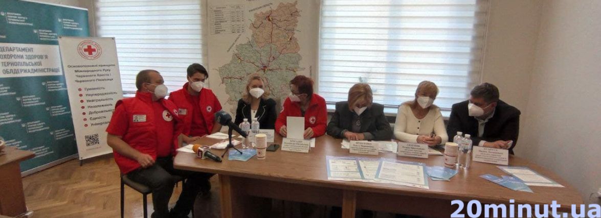 Рекорд вакцинованих за добу на Тернопільщині, але і цього недостатньо