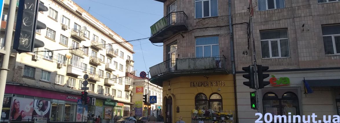 Обшарпана штукатурка та аварійні балкони: 15 фото, які показують міські контрасти. Хто ремонтуватиме?