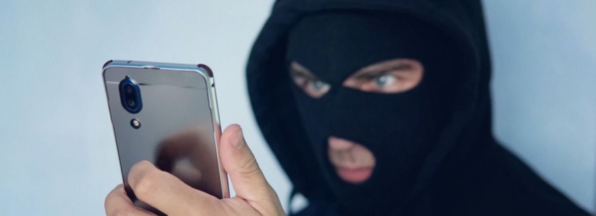 Тернополян попередили про шахрайства з тисячею за вакцинацію