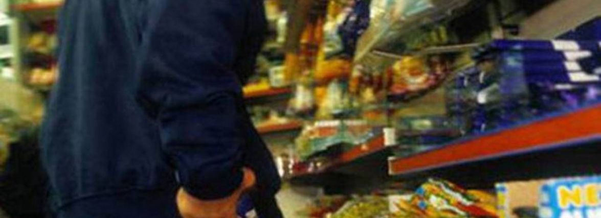 Затримали серійного злодія, який обкрадав магазини у Тернополі