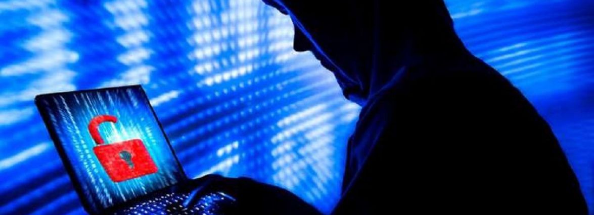 Вночі хакери здійснили глобальну атаку на сайти держструктур. Що відомо?