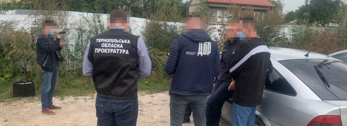 За хабар 2400 доларів судитимуть головного інспектора відділу в ДСНС Тернопільщини