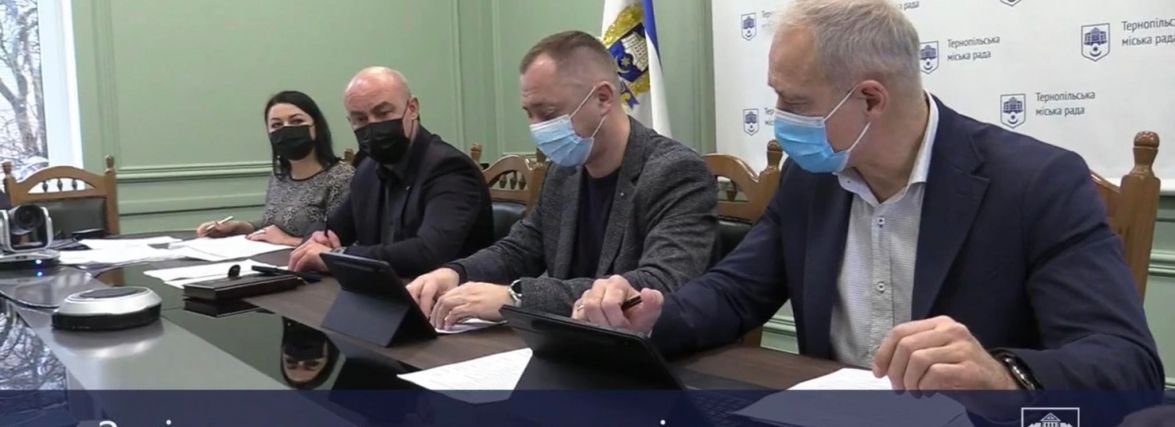 Новий пункт тестування на COVID та грошова допомога: найцікавіше з засідання міськвиконкому