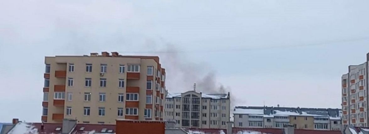 На Смиковецькій видніється стовп диму (ВіДЕО ДНЯ)