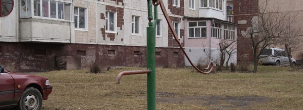 Що робити у разі перебоїв з питною водою? Адреси діючих колонок