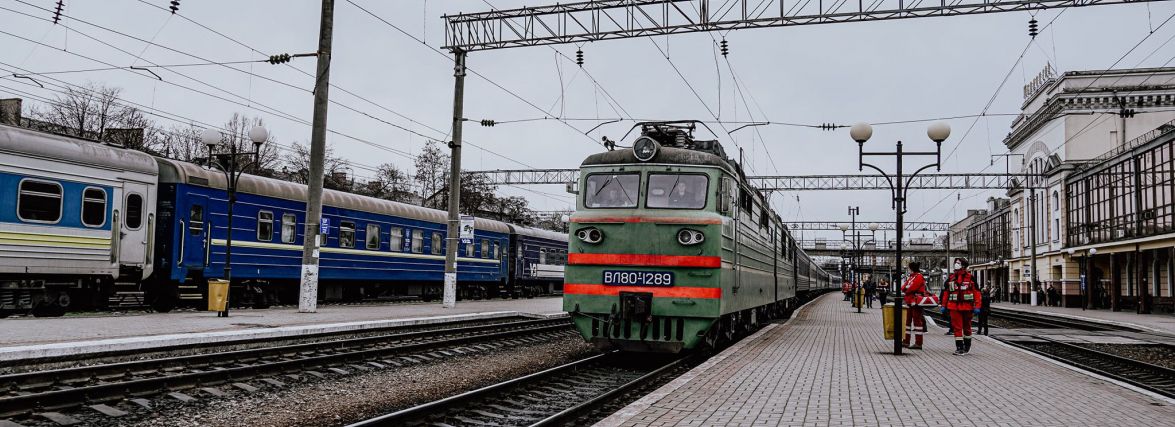 Укрзалізниця повідомила, які пасажирські поїзди запізнюються. Частина з них йде через Тернопіль