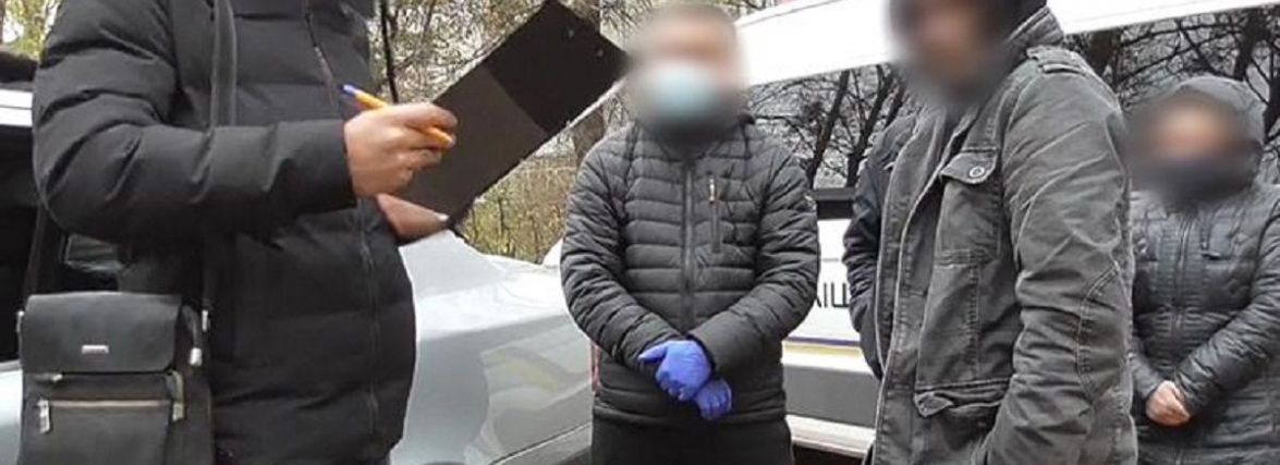 Жертвам підмішували ліки в напої: судитимуть злочинну групу, яка вчиняла розбій на Тернопільщині