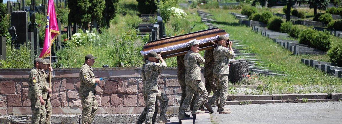 У Тернополі попрощалися з Героєм Миколою Дяченком