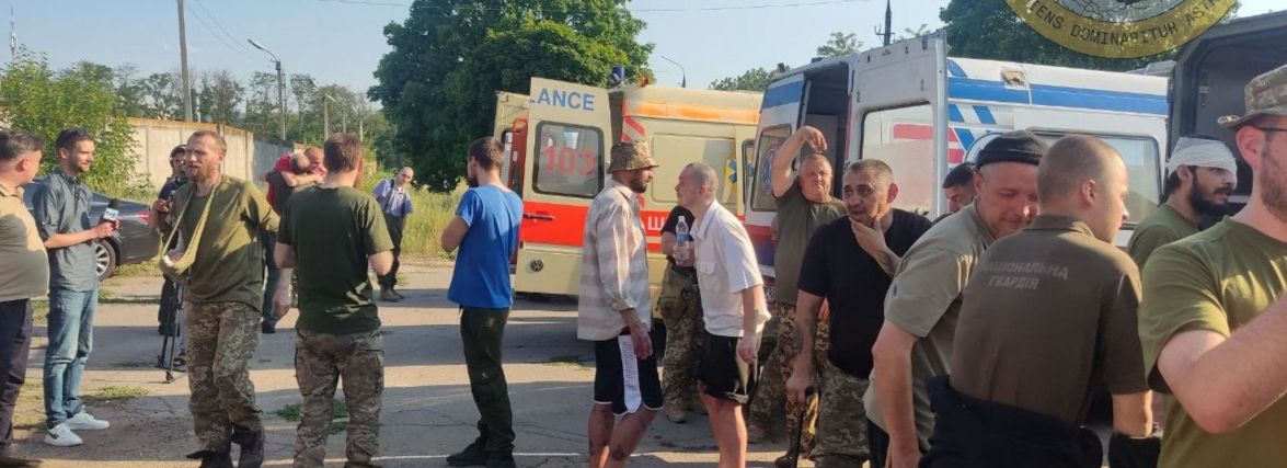 Найбільший обмін полоненими: серед звільнених 95 оборонців «Азовсталі». ФОТО