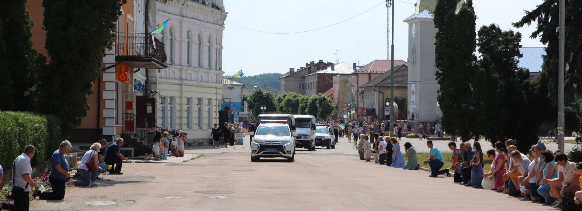 У Борщеві зустріли тіло загиблого Героя Миколи Дитка