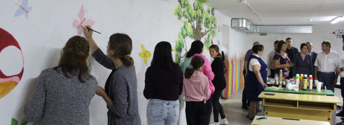 Як заступнику міністра показували одне з кращих укриттів у школі біля Тернополя? Ми перевірили, що там