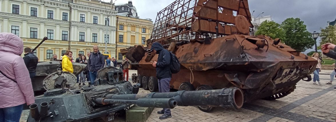 До Тернополя привезуть спалену військову техніку росіян