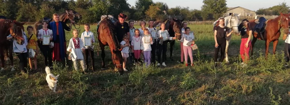 На Борщівщині виступали вихованці та тренери евакуйованого з Луганська кінноспортивного клубу «Кінний дім» (ФОТО)
