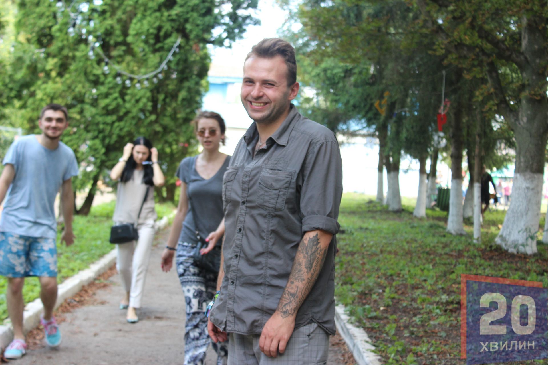 Гліб Прокопович з Житомира приїхав на фестиваль, щоб просто відпочити від буденності. Каже, що любить “Файне місто”, бо тут панує особливо божевільна атмосфера.