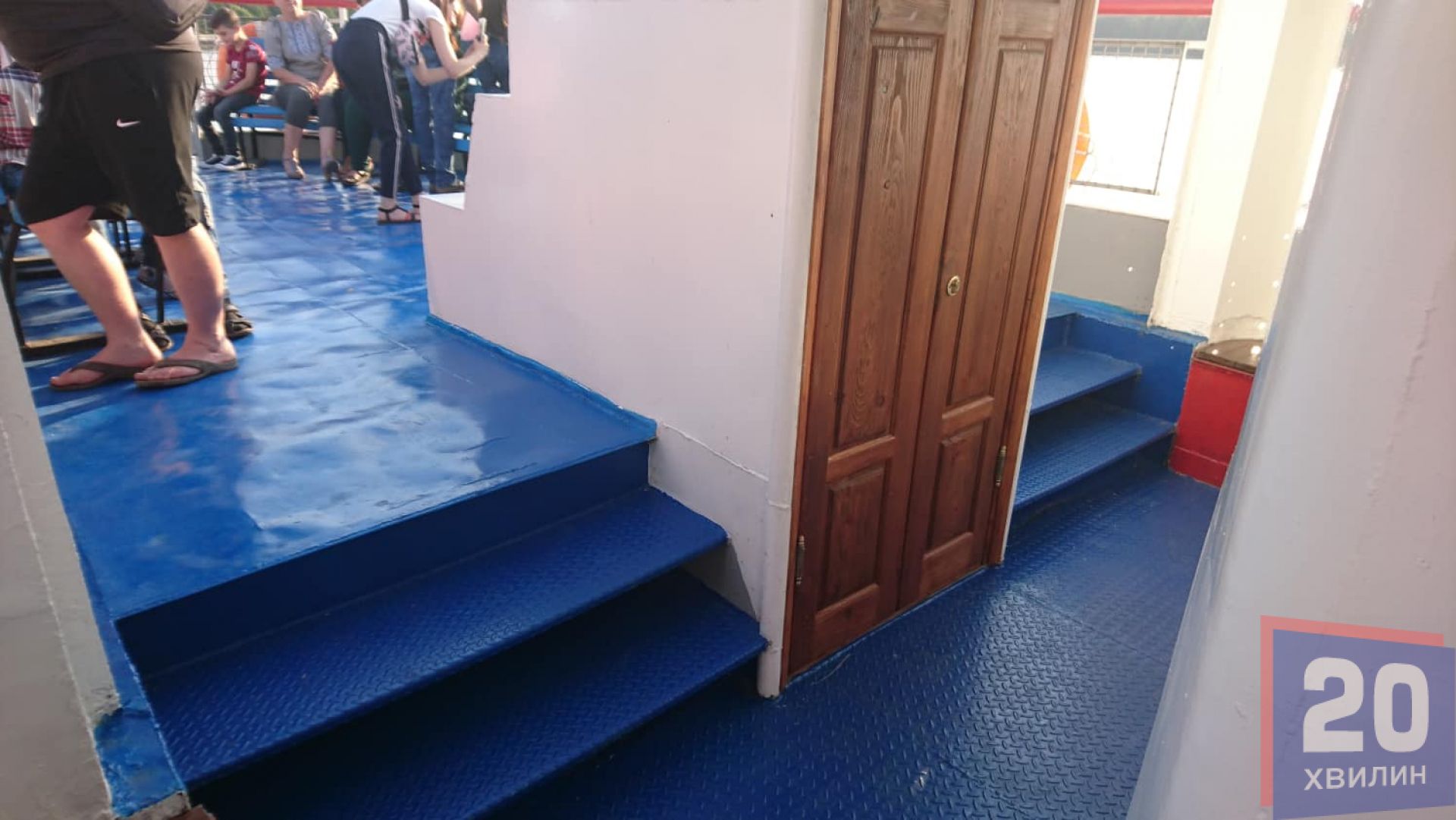 На теплоході замінили усі двері, посадкова палобу та борти