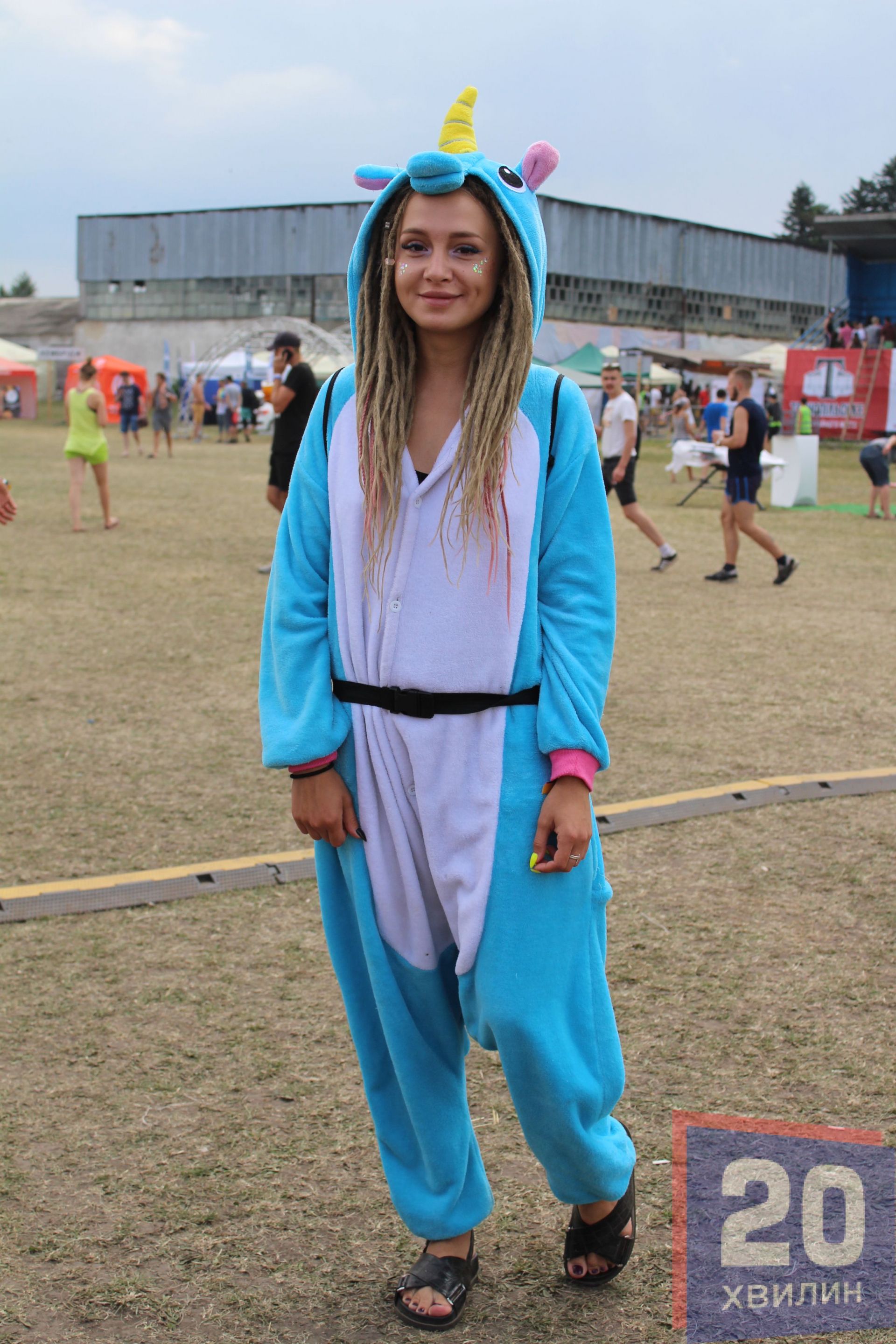 Також, як і минулого року, на фестивалі багато хто ходить у піжамах