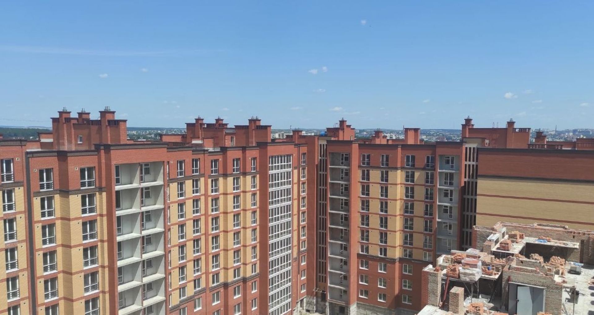 ЖК Лучаківського-Тролейбусна