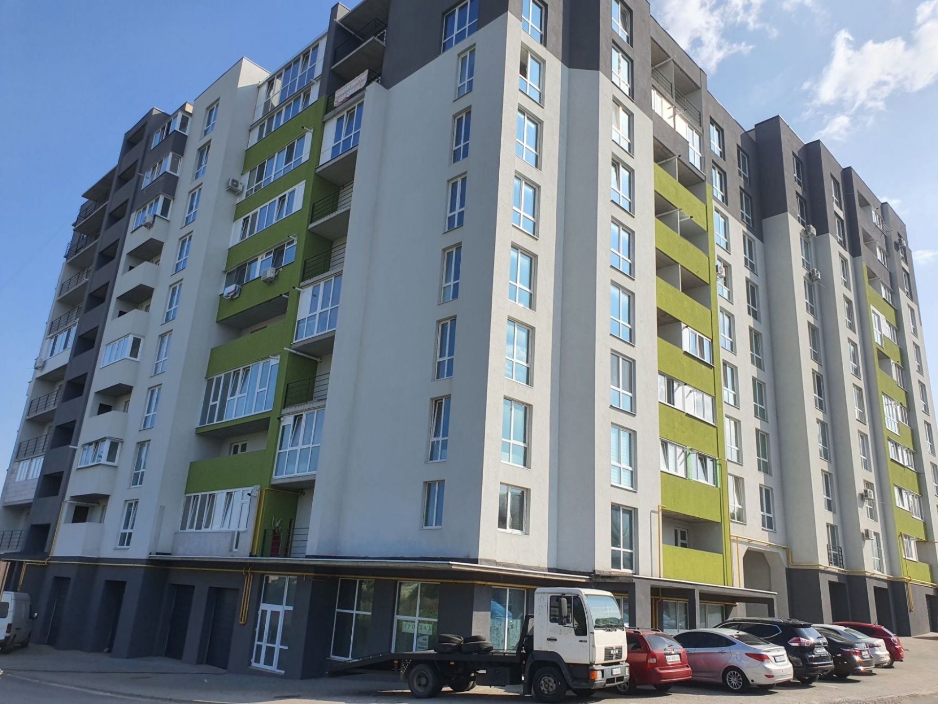 ЖИТЛОВИЙ КОМПЛЕКС "КОМФОРТ ТАУН ПЛЮС"