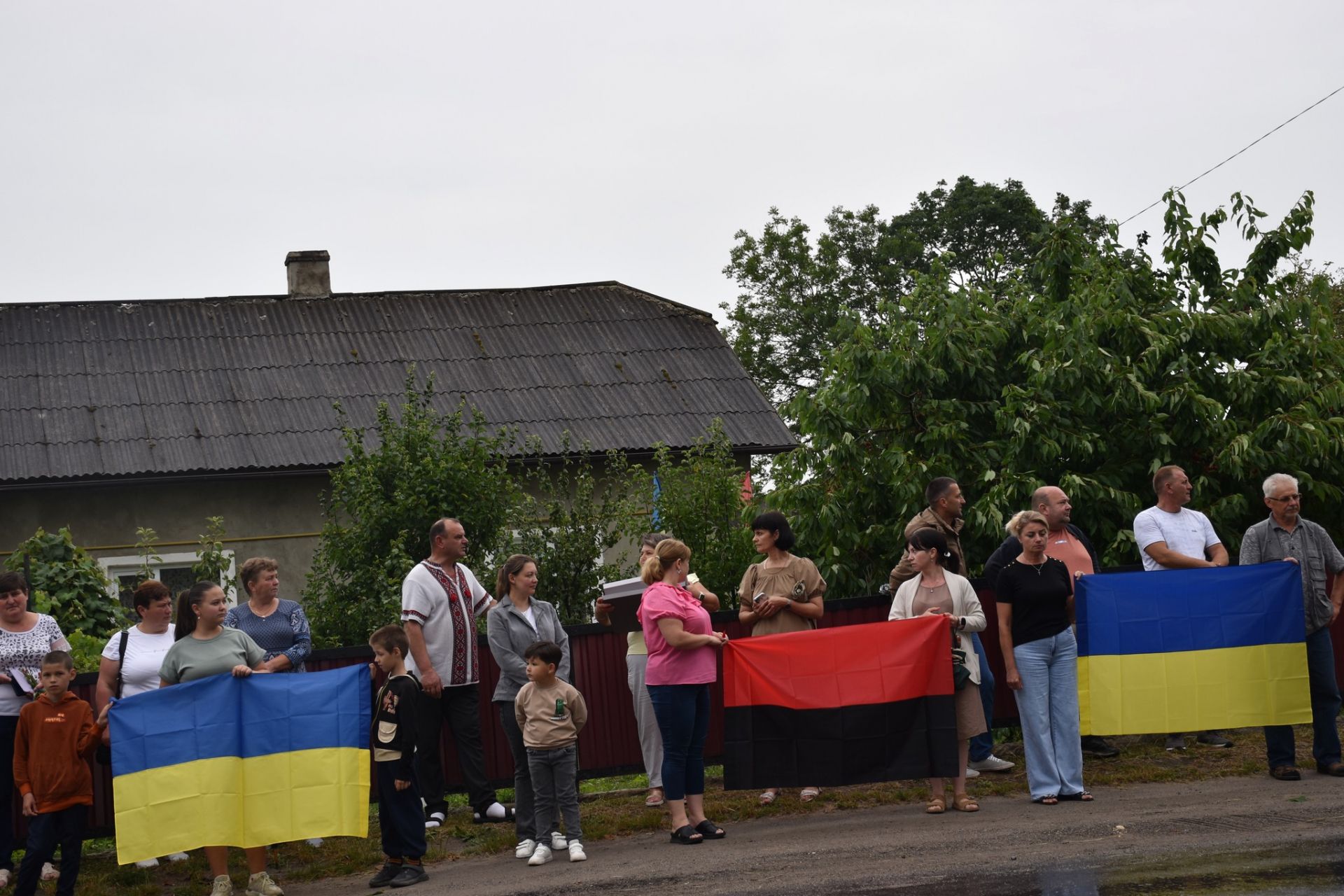 Бучацька громада зустріла звільненого з полону Михайла Барана
