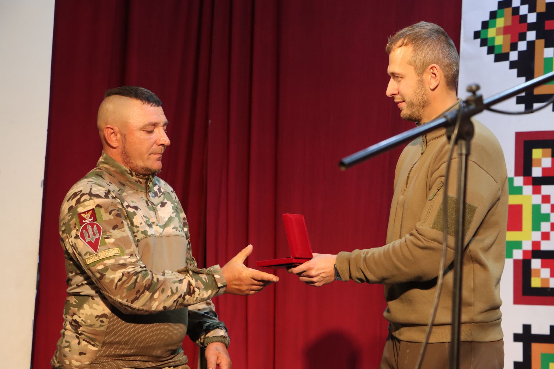 У Тернополі відзначили День захисників і захисниць: вшанували Героїв та нагородили воїнів