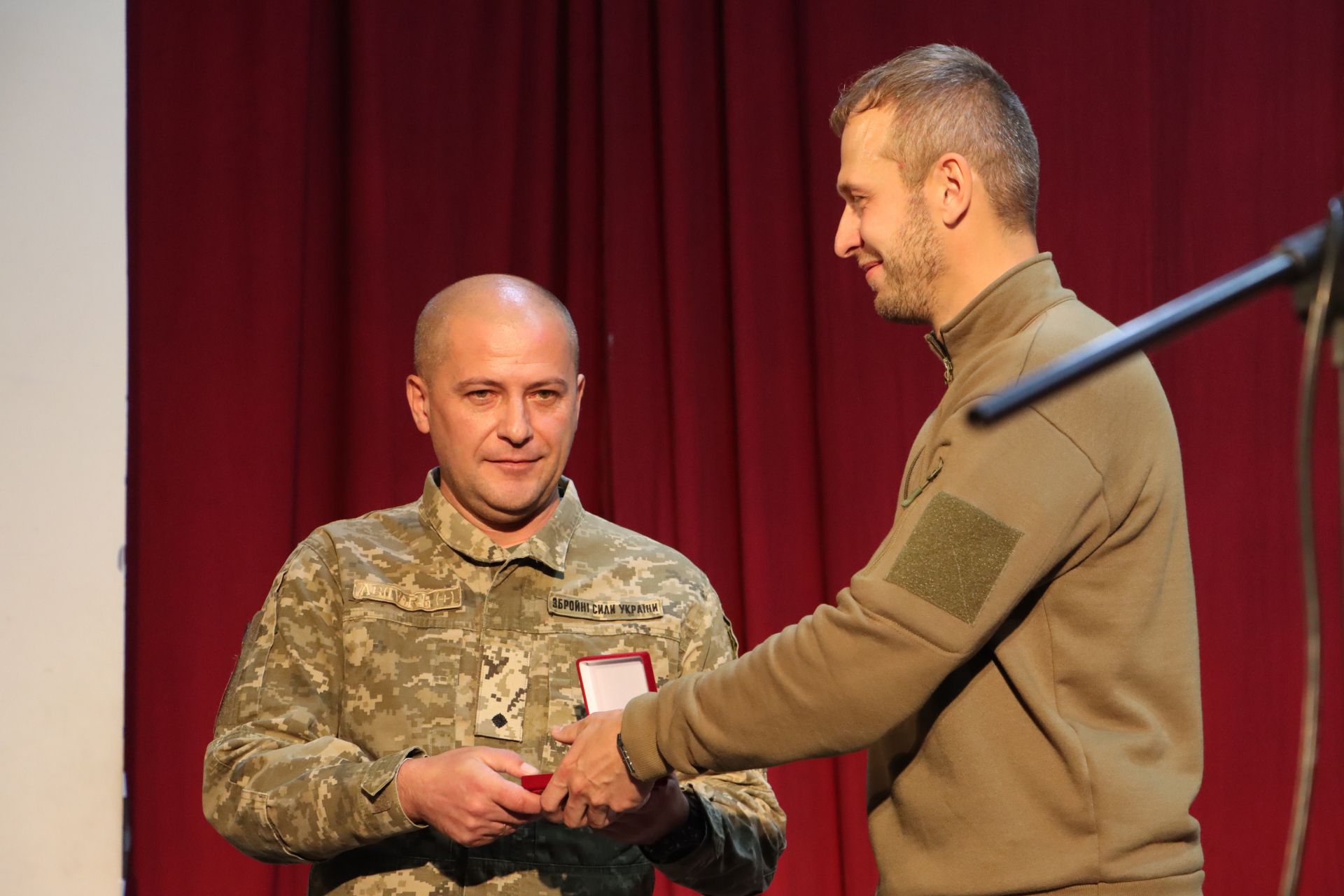 У Тернополі відзначили День захисників і захисниць: вшанували Героїв та нагородили воїнів
