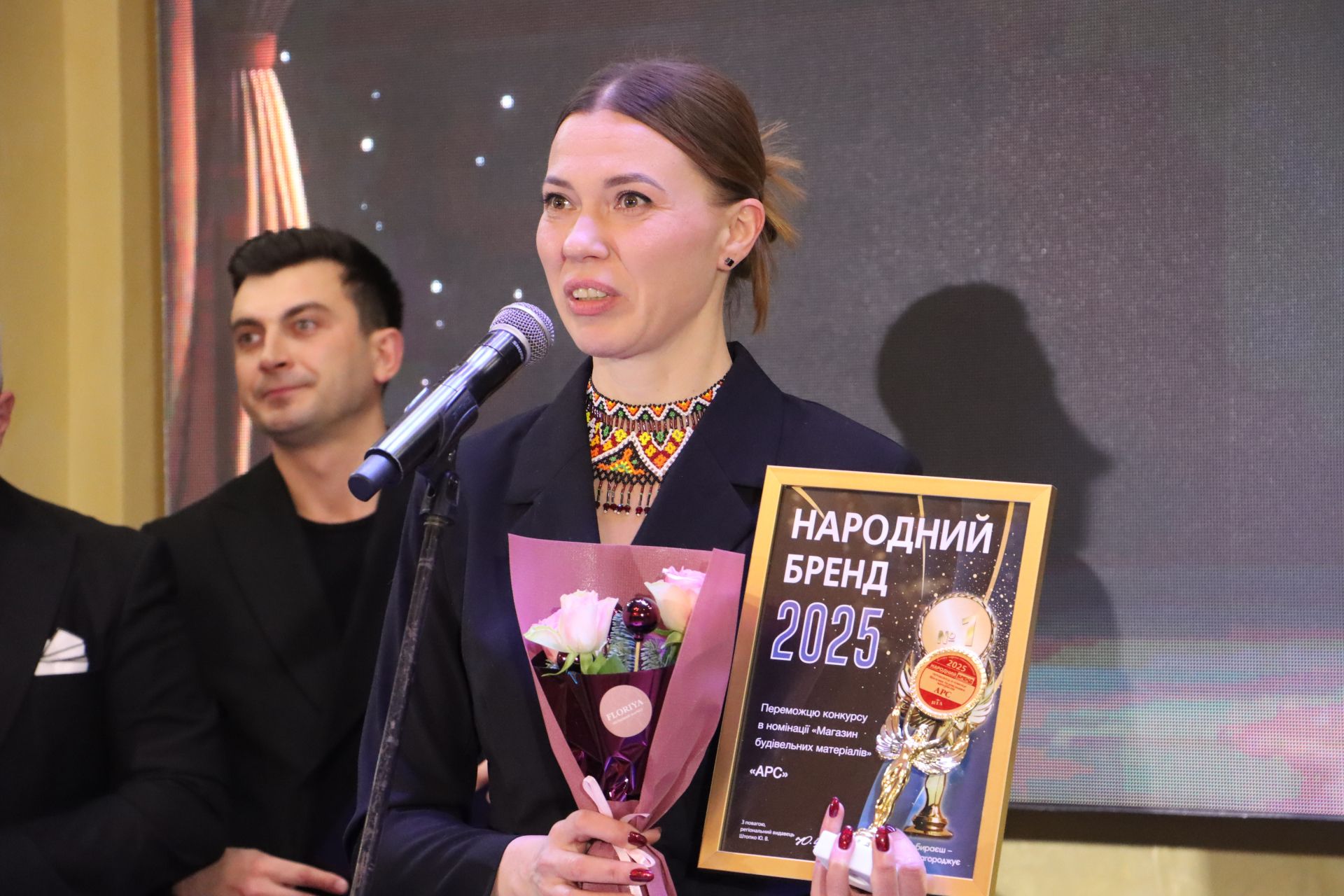 Люди, які розвивають країну та підтримують ЗСУ: головне з церемонії нагородження «Народний бренд-2025»