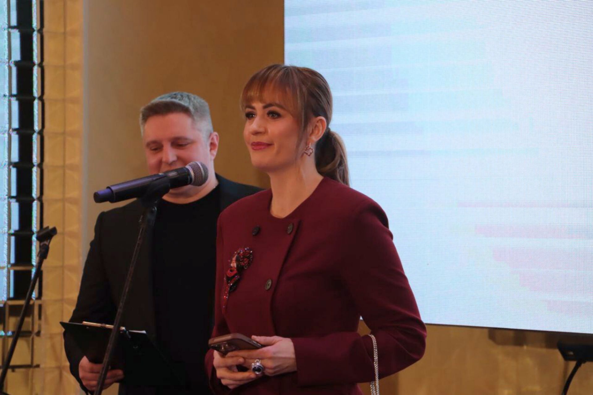 Люди, які розвивають країну та підтримують ЗСУ: головне з церемонії нагородження «Народний бренд-2025»