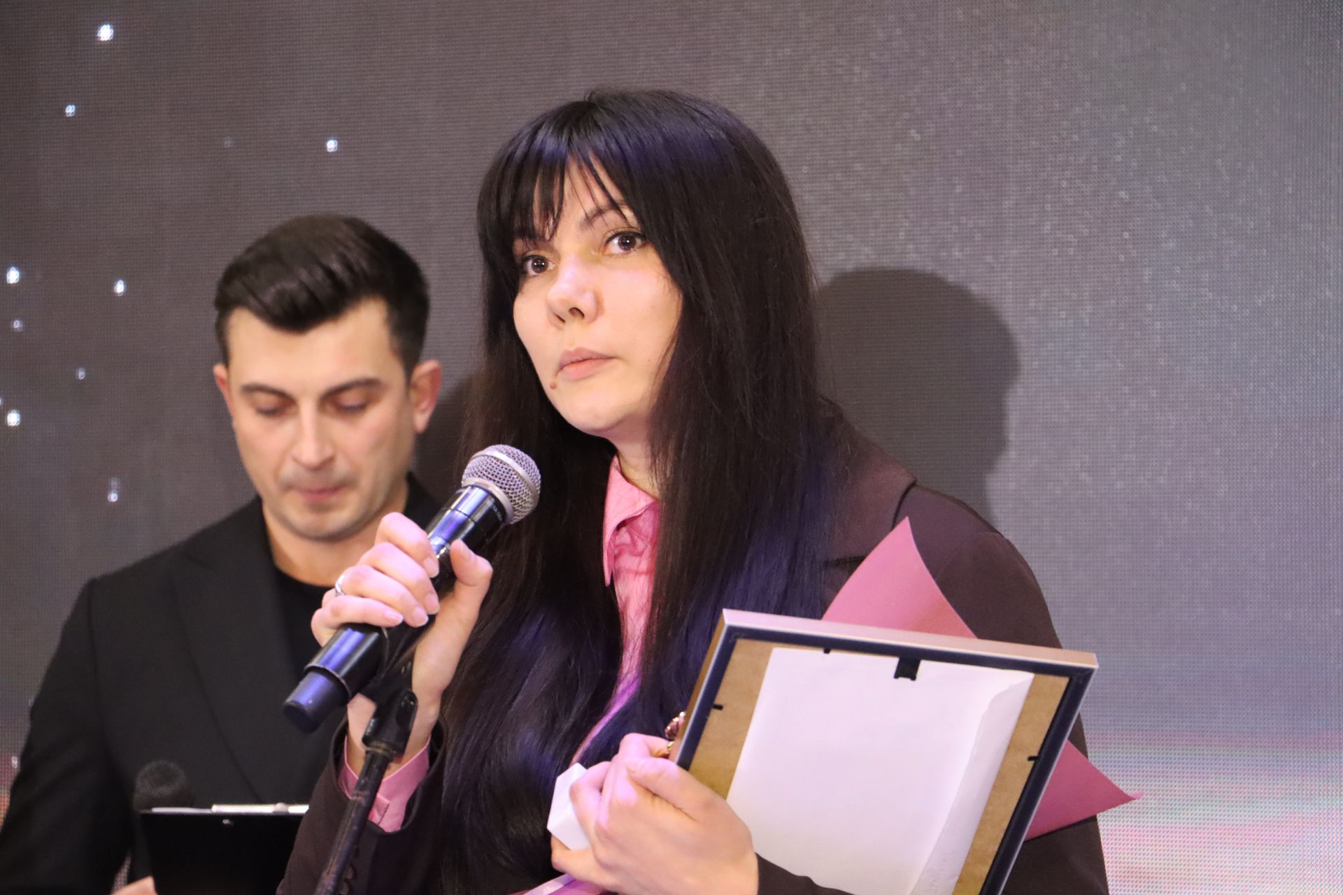 Люди, які розвивають країну та підтримують ЗСУ: головне з церемонії нагородження «Народний бренд-2025»