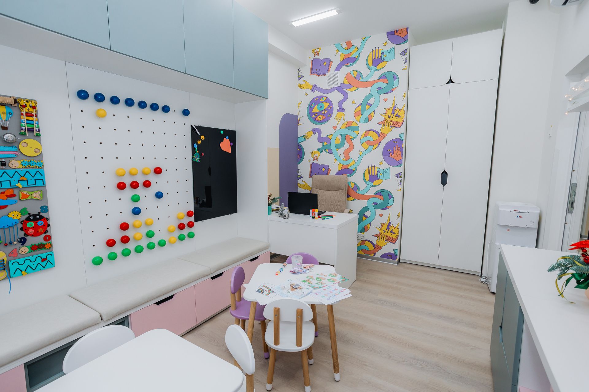 У лікарні Тернополя відкрили першу Школу Супергероїв: розповідаємо особливості