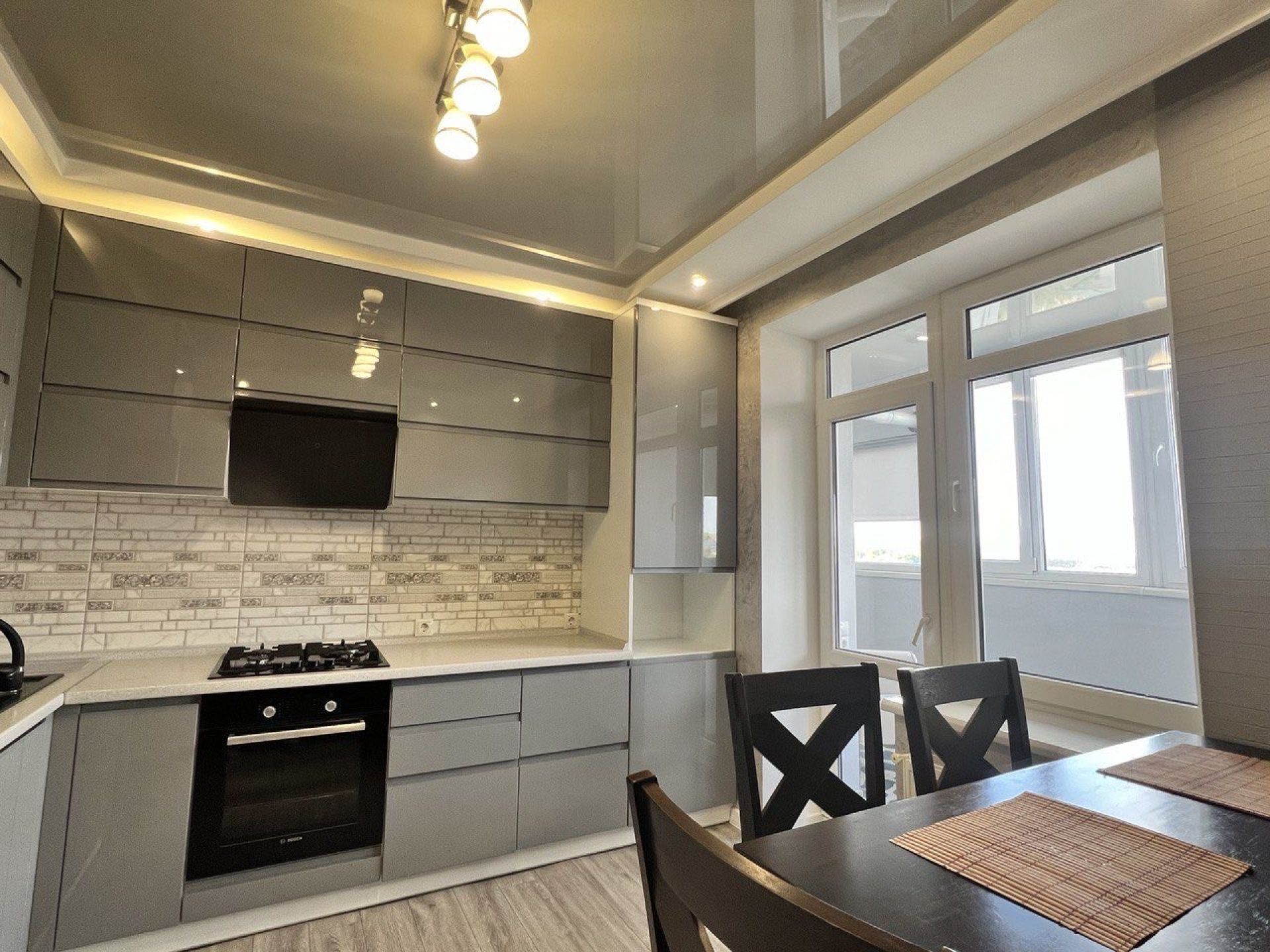 Оренда 1 кім.кв., вул.Енергетична,5а, 50 м2, євроремонт, меблі, техніка, 450 у.о.